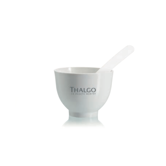 Small flexible bowl and 2 Thalgo face spatulas 